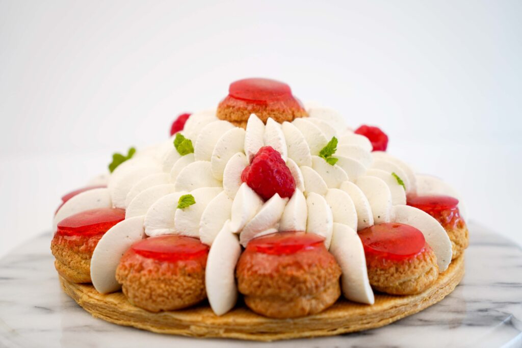 CAP Pâtissier en candidat libre. Le saint-honoré d'Anabelle Lucantonio à l'EISF